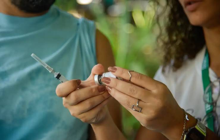 Apenas 22% do público-alvo vacinou-se contra a gripe no Brasil