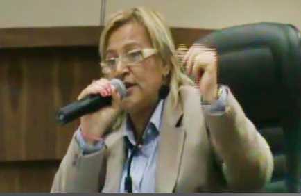 Vereadora Rita Loira faz críticas sobre as inaugurações das clinicas