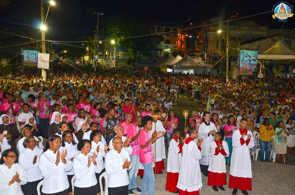 Candeias celebra padroeira da cidade com procissão e novenário; veja programação