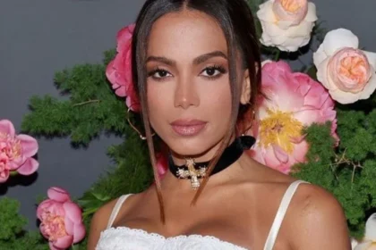 Anitta é internada às pressas em São Paulo e cancela show na Farofa da Gkay