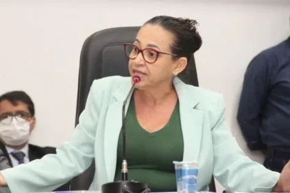 Amiga Jú repudia atos antidemocráticos ocorridos no domingo em Brasília