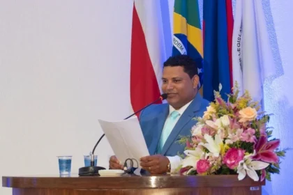 Candeias: “A Câmara deve trabalhar pelo bem de todos”, diz Valdir Cruz