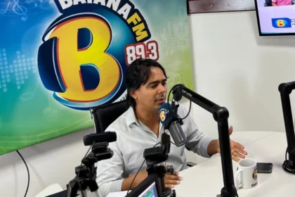 Prefeito de Candeias anuncia ações para reforçar segurança nas escolas municipais