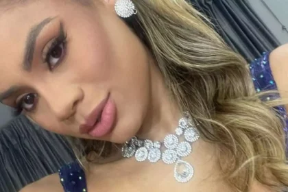 Lexa aposta em top aberto demais e volume acaba saindo mais do que deveria: “Bem gatinha aqui”