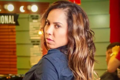 Em clima de festa junina, Mulher Melão coloca look festivo e grava dancinha ousada no meio da sala