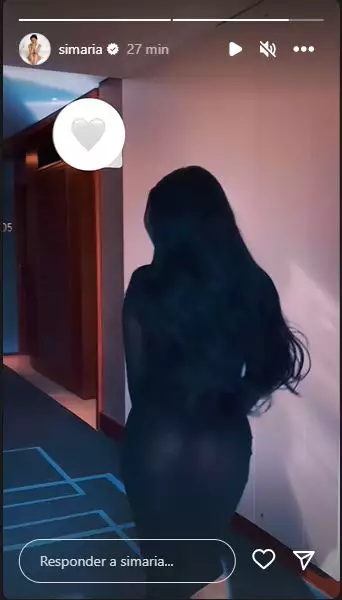 Ela não percebeu! simaria coloca vestido preto e contando com transparência demais: “olha o fio-dental” Ela não percebeu! Simaria coloca vestido preto e contando com transparência demais: “Olha o fio-dental”