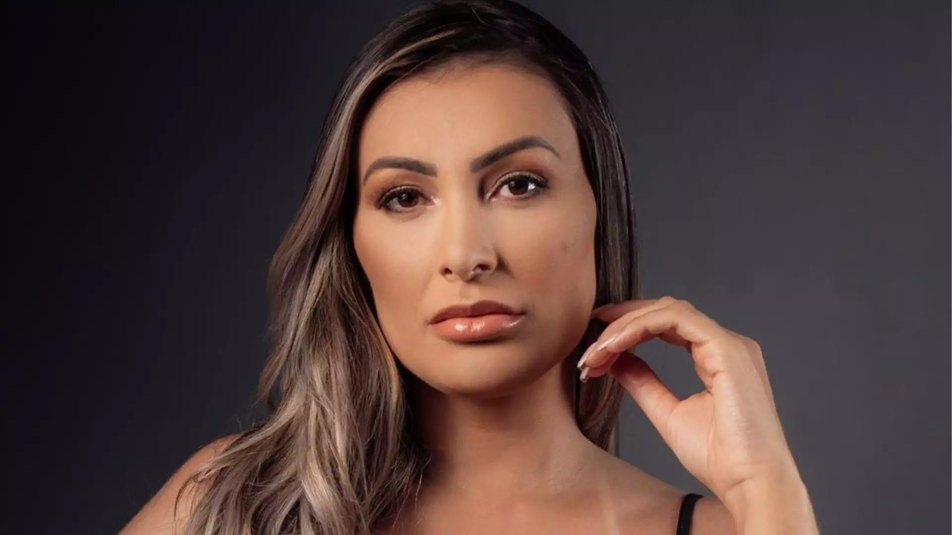 Andressa Urach revela qual fetiche ainda não realizou como garota de programa: “Branca de neve”
