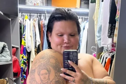 Thais Carla posa nua e manda recado: 'Só as gostosas'