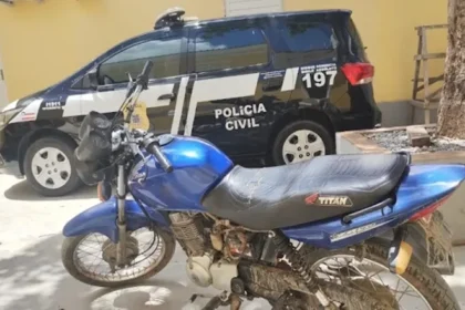 Idoso é assaltado a pauladas e se finge de morto para sobreviver