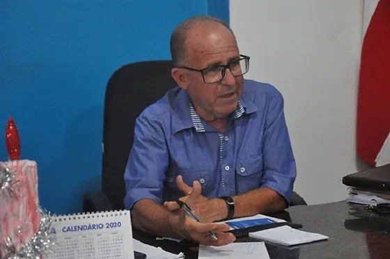 Prefeito de Maracás é multado pelo TCM por má distribuição de medicamentos