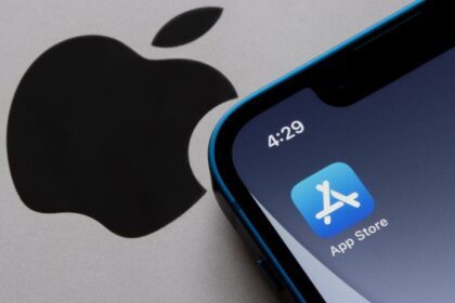Como a Apple vai dificultar que usuários longe da UE baixem aplicativos fora da App Store