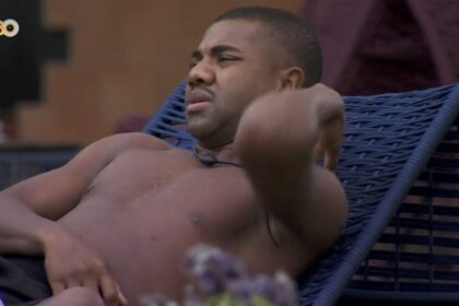 BBB 24: Após ter roupas jogadas na piscina, Davi Brito desabafa sobre atitude da produção do programa - Metropolitana FM