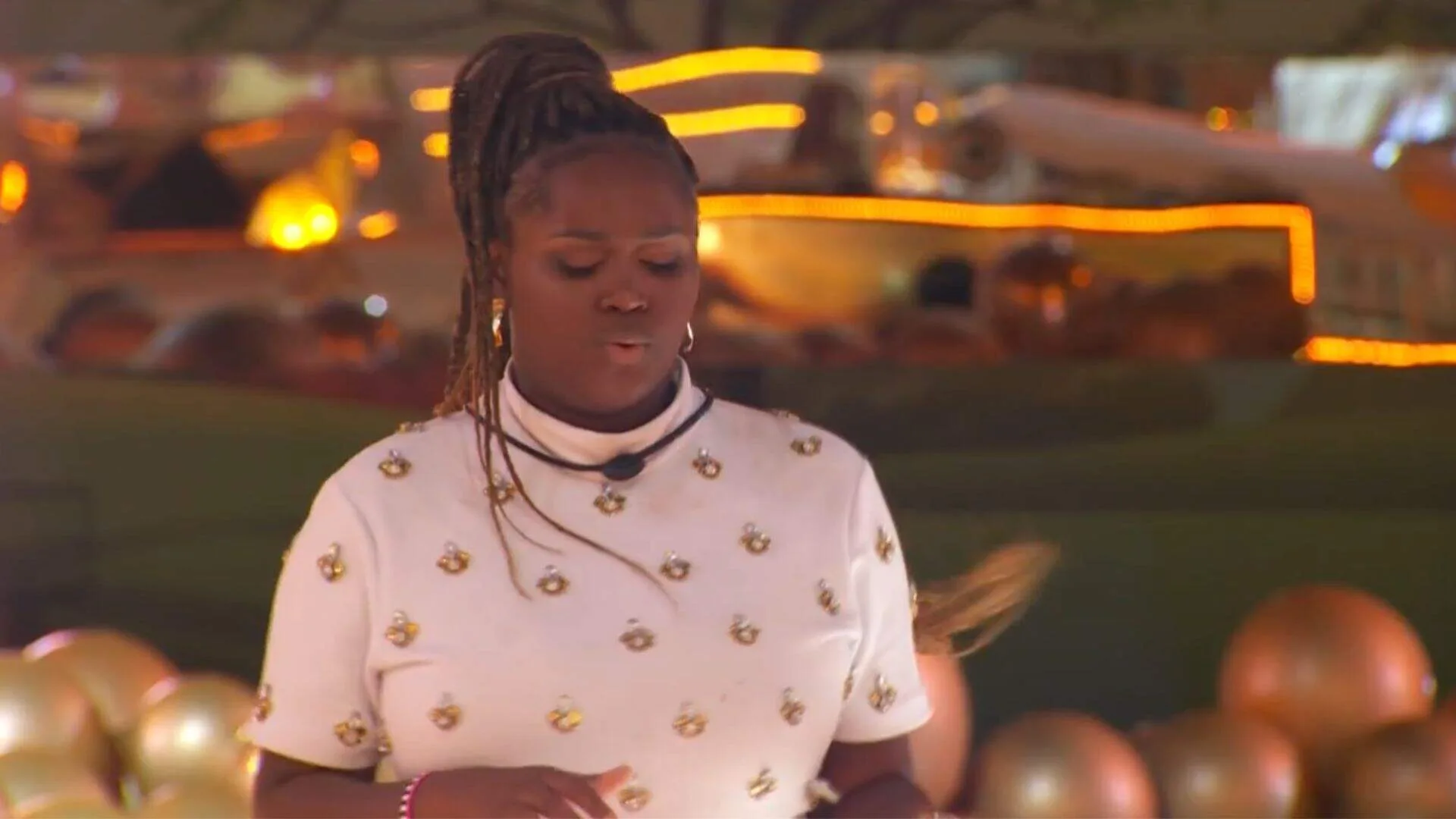 BBB 24: Raquel chama atenção com talento musical na festa