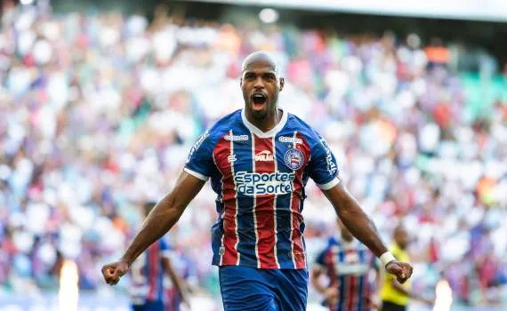 Bahia aplica 4 a 1 no Jequié e garante vaga na final do Baianão