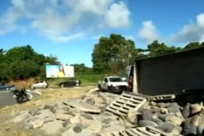 Caminhão tomba e deixa dois feridos a caminho de Abrantes