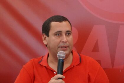 ”Comparação entre ex e atual presidente é goleada para Lula na Bahia” responde Éden Valadares