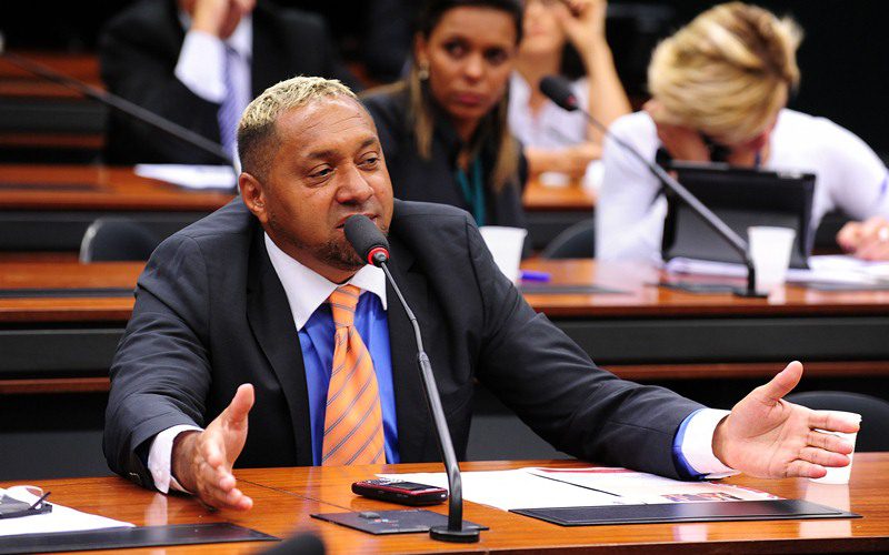 Câmara dos Deputados receberá inquérito contra Tiririca por importunação sexual