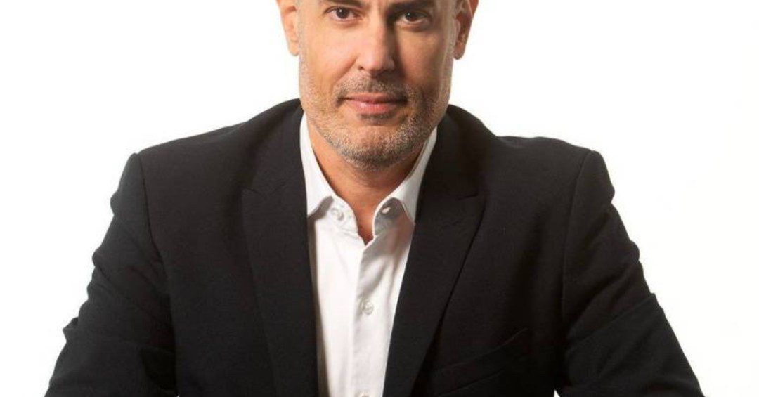 Ex-executivo da CNN busca investidores para novo canal no país