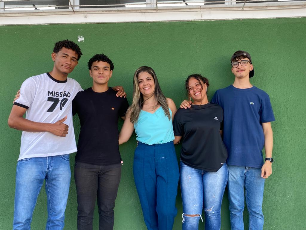 Estudantes baianos criam sacolas biodegradáveis no semiárido