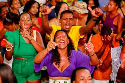 Shows emocionantes e grande público marcam 2ª dia da tradicional festa de São Gonçalo em Passé 
