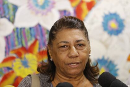 "Domingo de muita dor, mas também para se fazer justiça", diz mãe de Marielle