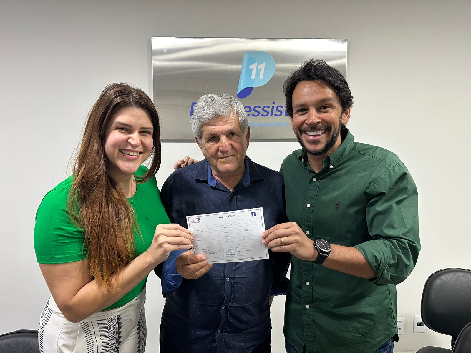 Mário Negromonte Júnior comemora filiação do prefeito Sidônio Nilo de Antas ao Progressistas