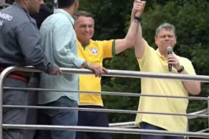 PL e Bolsonaro querem Tarcísio no partido após ato na Paulista