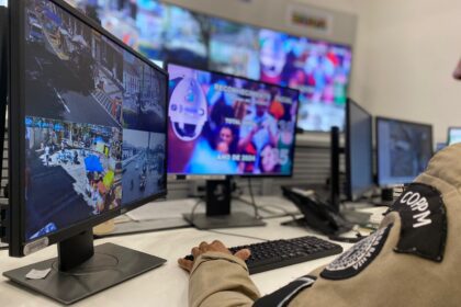 Reconhecimento facial identifica 4 foragidos em 12h.