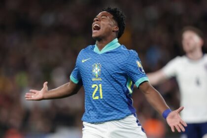 Na estreia do técnico Dorival Jr., Brasil vence amistoso contra a Inglaterra por 1 a 0