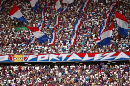 Fortaleza suspende organizadas após briga entre os próprios torcedores do clube