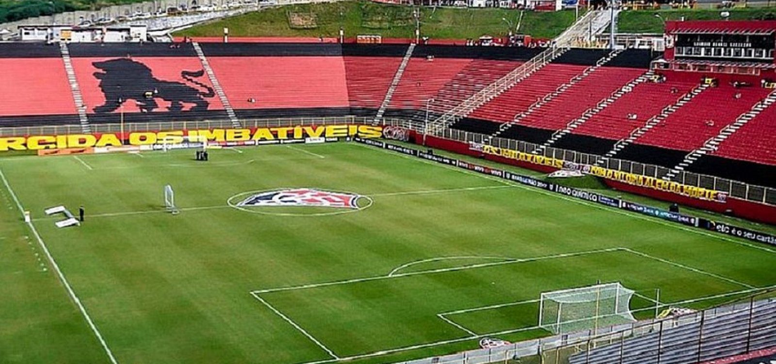 Vitória tem jogo decisivo contra o Treze-PB nesta quarta pela Lampions