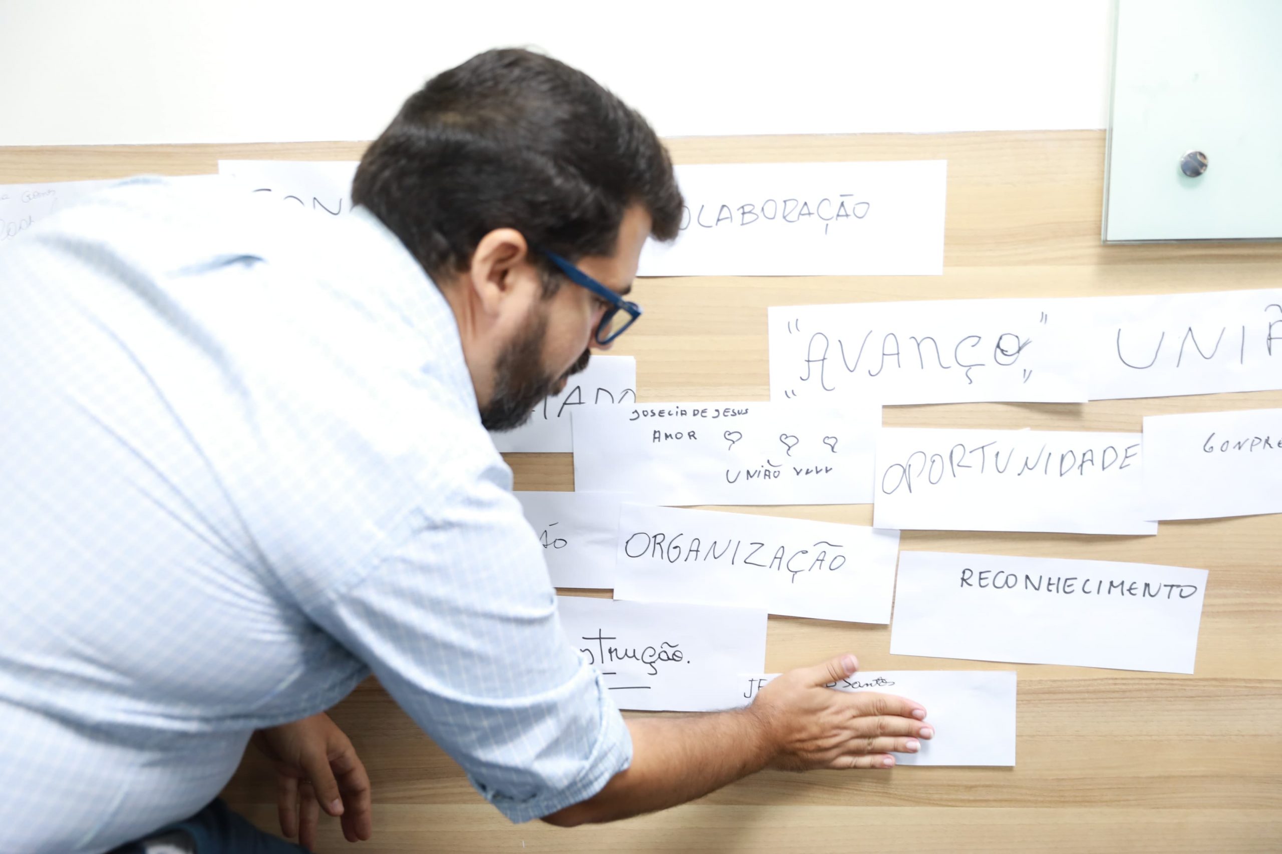 Mapeando Desafios e Prioridades da Reciclagem: Oficina atua
