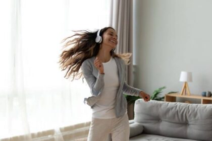 Por que algumas músicas dão mais vontade de dançar? A ciência explica