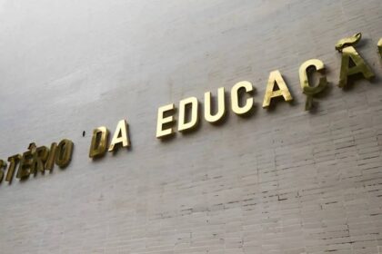Começaram os pagamentos do Pé-de-Meia aos estudantes, confira