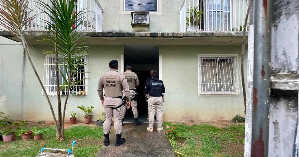 Operação investiga extorsão e tráfico envolvendo policiais em Salvador