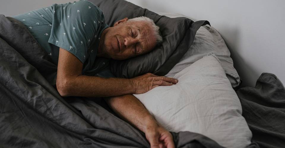 Dormir bem: benefícios para pele e saúde