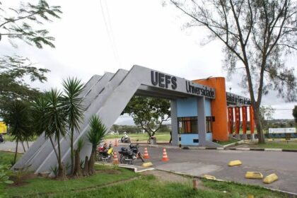 Solicite Histórico Escolar na Uefs pelo ba.gov.br.