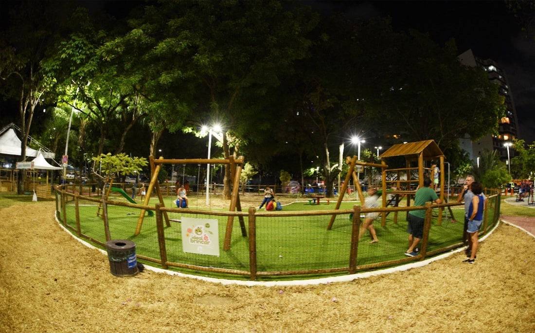 Moradores da Pituba preocupados com assaltos na região da praça Ana Lúcia Magalhães - assista ao vídeo