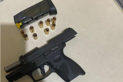 Invasão de Domicílio e Ameaça: Pistola Apreendida em São Francisco do Conde