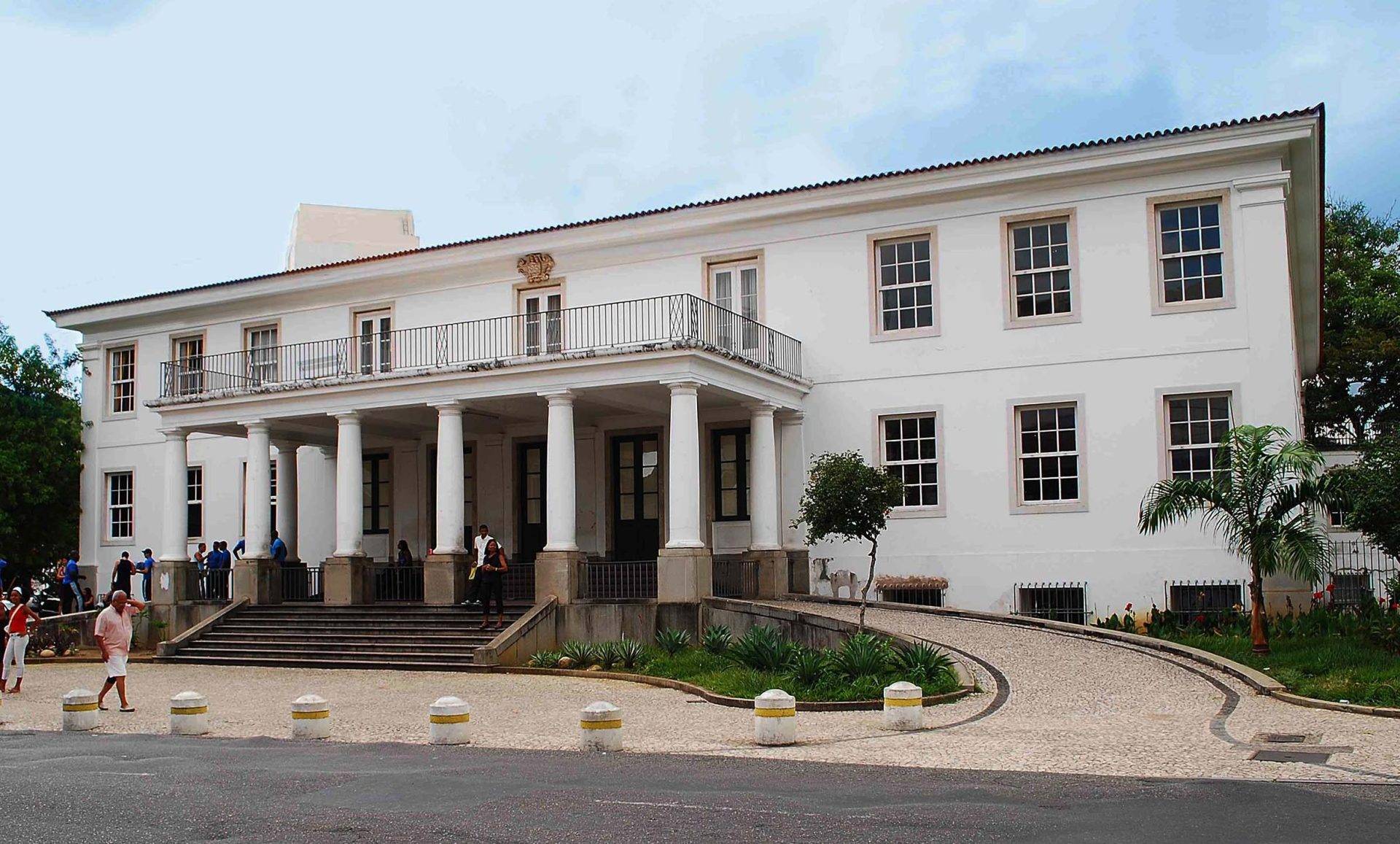 Duas universidades baianas alcançam nota máxima em lista do Inep