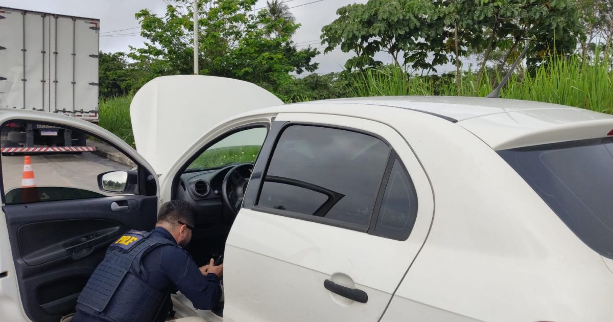 Dupla é presa e jovem é apreendido após roubo em Candeias