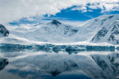 Por que a Antártica é considerada um deserto?