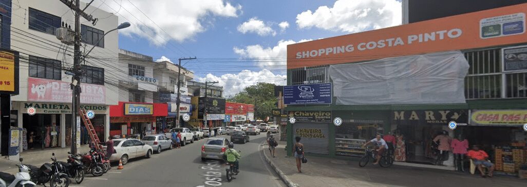 Bandidos atacam grupo no Centro de Camaçari