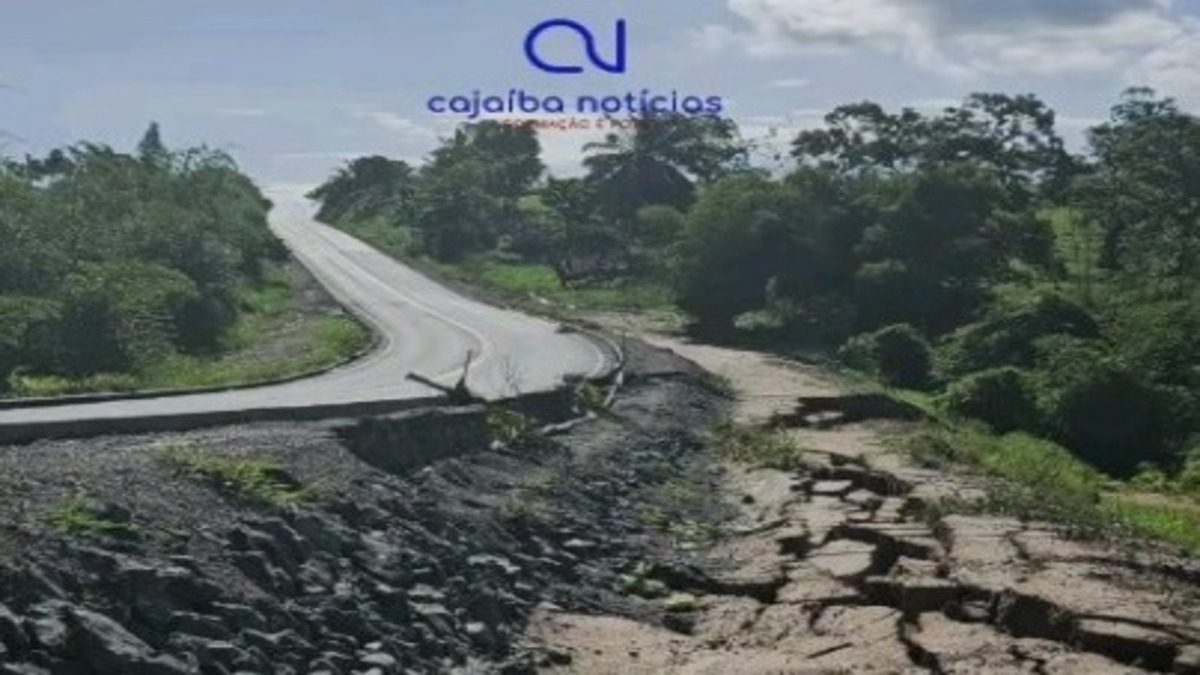 CRATERA SE FORMA NOVAMENTE NA BA 522 NO MONTE