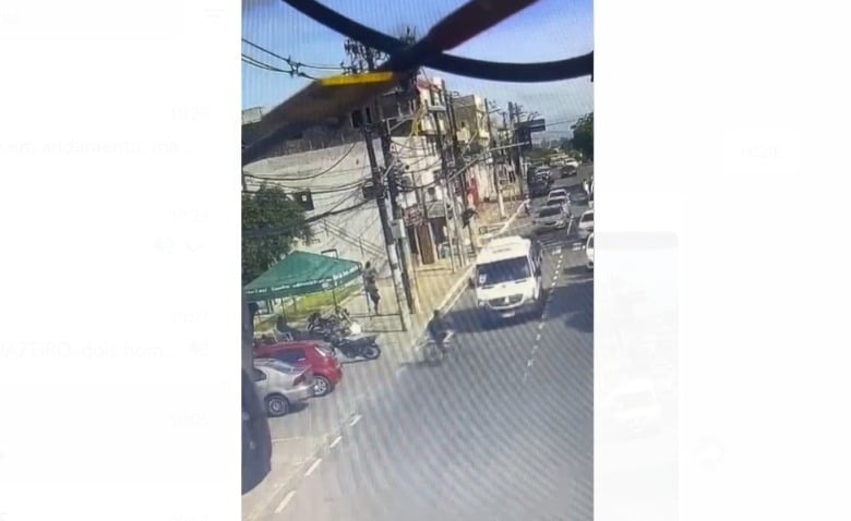 Ciclista atropelado perto da prefeitura de Camaçari