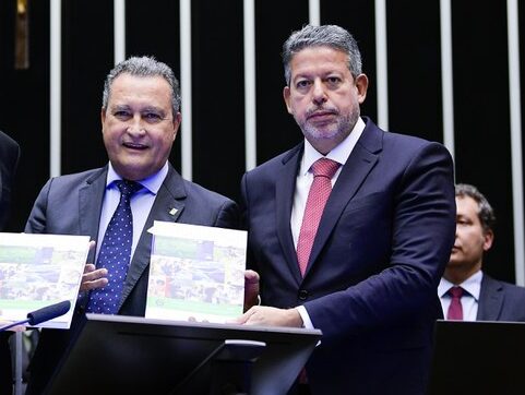 Em conversa com Rui, Lira garante que briga com Padilha não vai interferir na agenda econômica