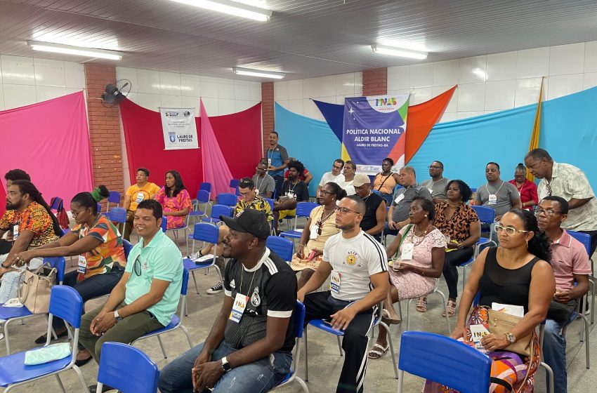 Diretrizes da PNAB de Lauro de Freitas são definidas em plenária com participação popular