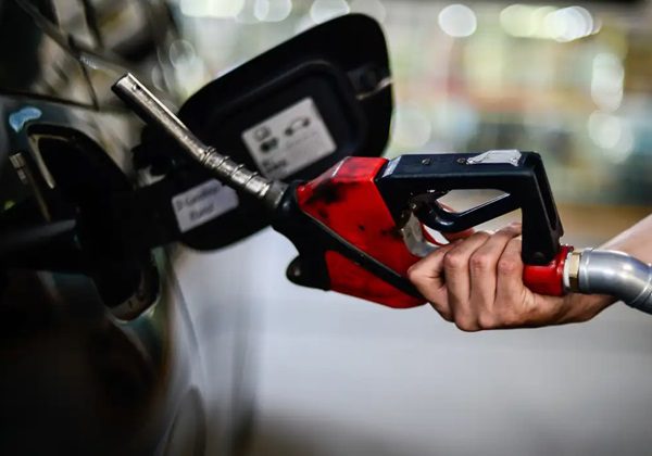 Gasolina sofre reajuste de 5,1% na Bahia; preço começa a ser repassado para motoristas