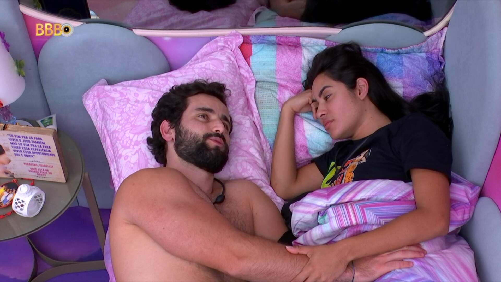 Isabelle e Matteus debatem fim de affair no BBB 24 após reality.