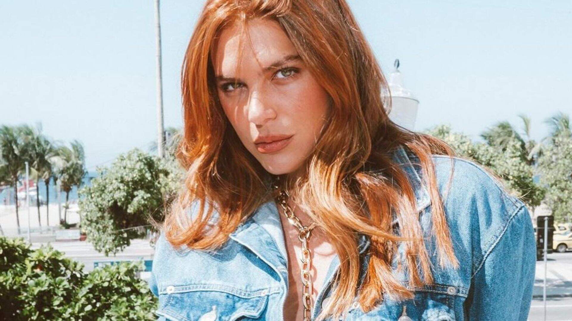 Mariana Goldfarb impressiona seguidores com visual ruivo.parentNode